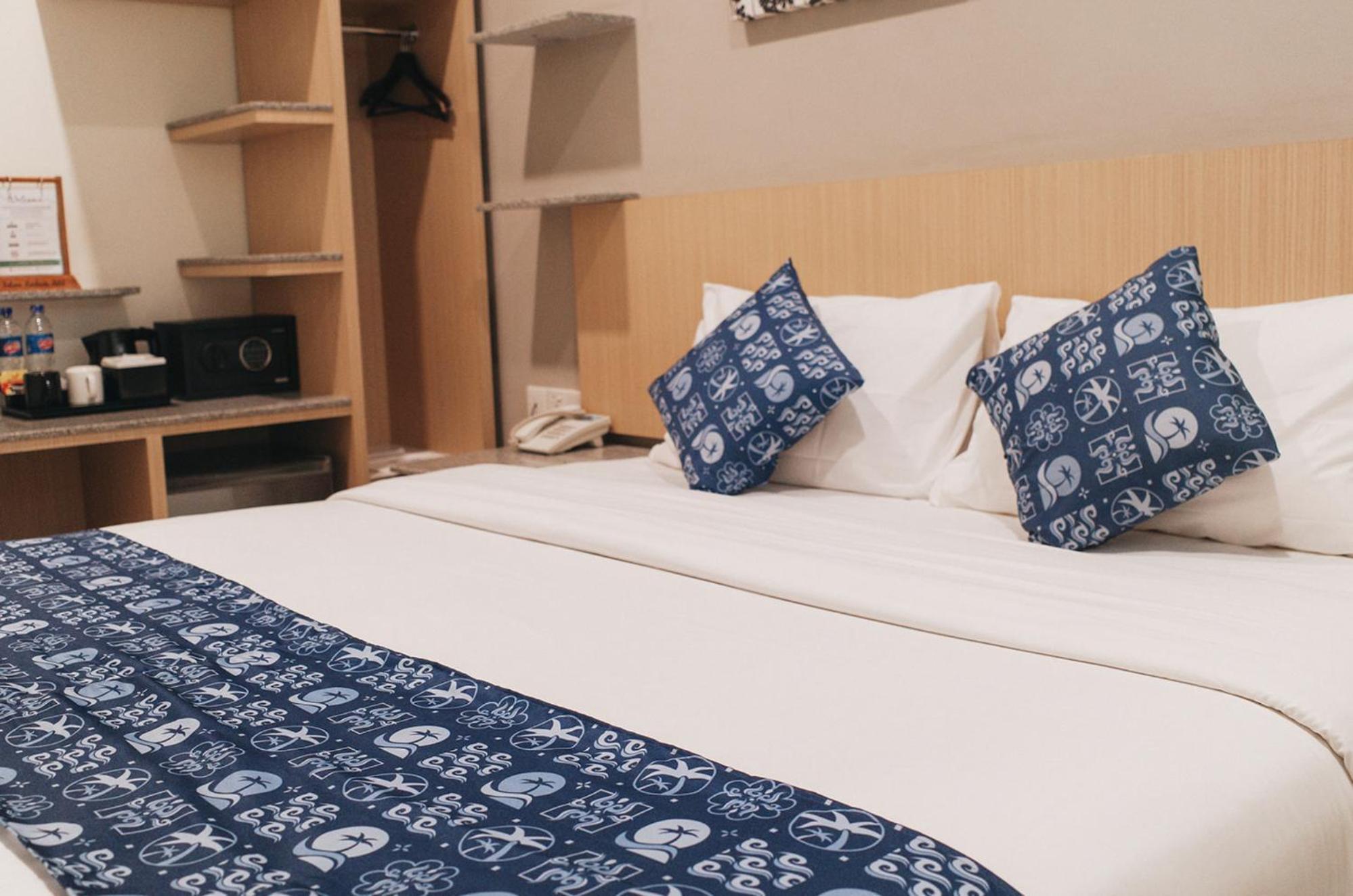 Batam Harbour Boutique Hotel & Spa Nagoya Room photo